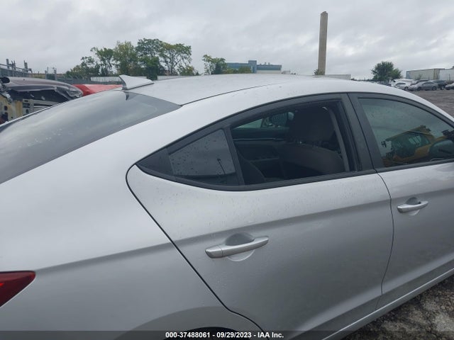 2018 HYUNDAI ELANTRA SEL VIN: KMHD84LF7JU646045