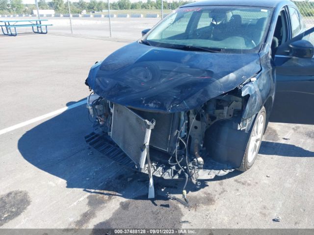 3N1AB7AP0JY225743 Nissan SENTRA SV