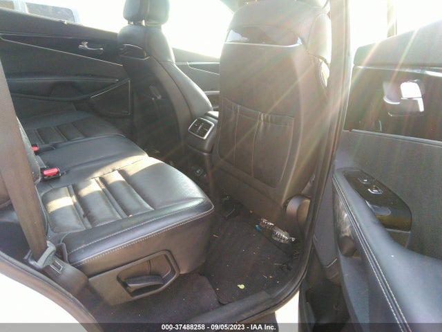 2016 KIA SORENTO SXL VIN: 5XYPKDA14GG123621