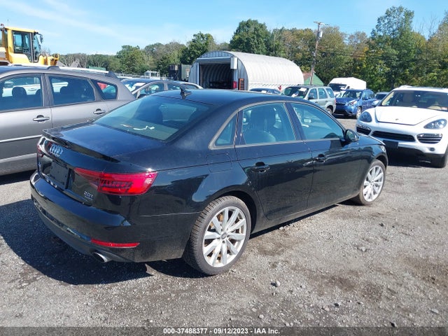 WAUANAF40HN030522 Audi A4 PREMIUM