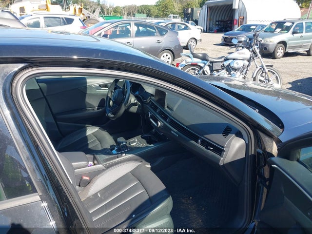 WAUANAF40HN030522 Audi A4 PREMIUM