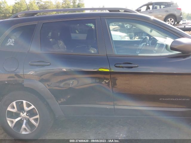 1C4PJMBS2FW777495 Jeep Cherokee Trailhawk