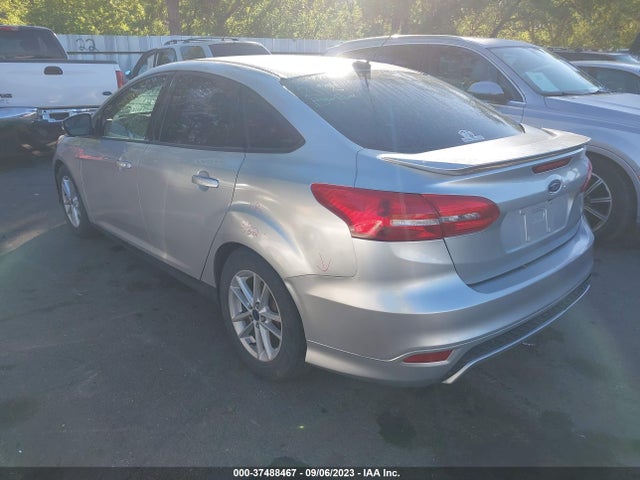 Ford FOCUS SE 2016 1FADP3F21GL364109 Image 3