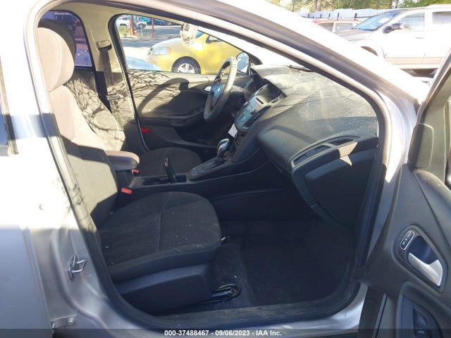 Ford FOCUS SE 2016 1FADP3F21GL364109 Image 5