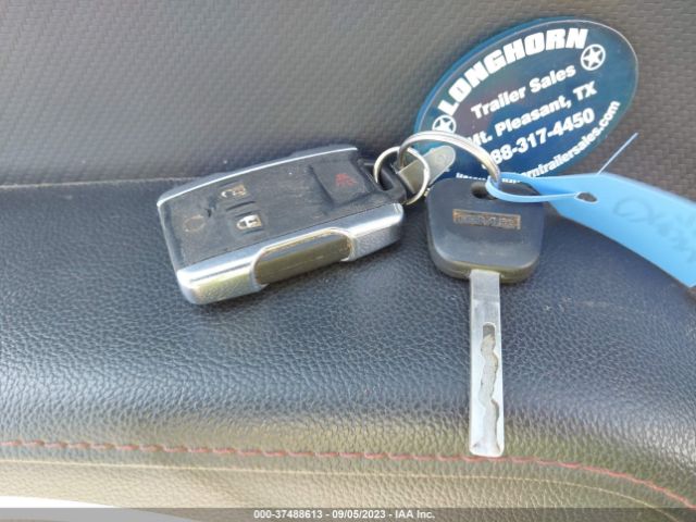 1GT12TEY9JF266839 GMC Sierra 2500hd Slt