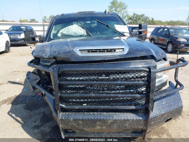 1GT12TEY9JF266839 GMC Sierra 2500hd Slt
