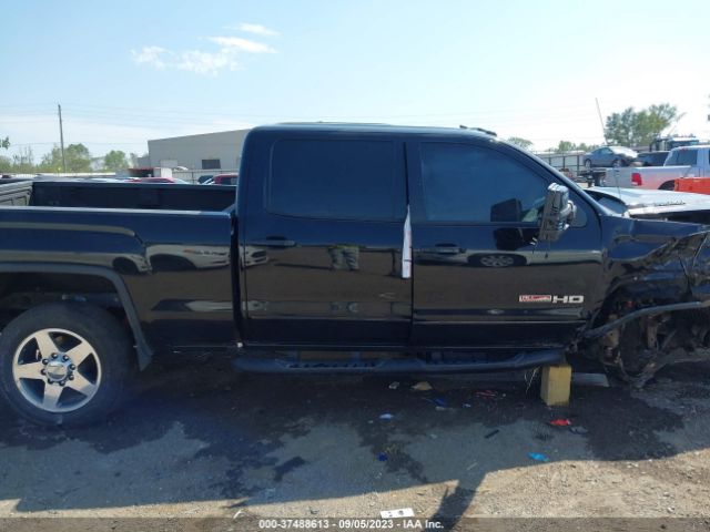 1GT12TEY9JF266839 GMC Sierra 2500hd Slt