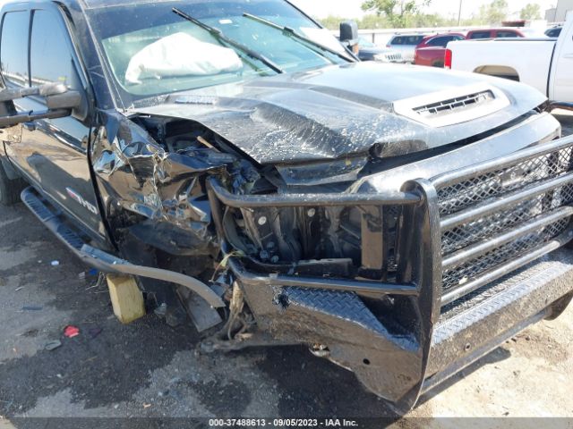 1GT12TEY9JF266839 GMC Sierra 2500hd Slt