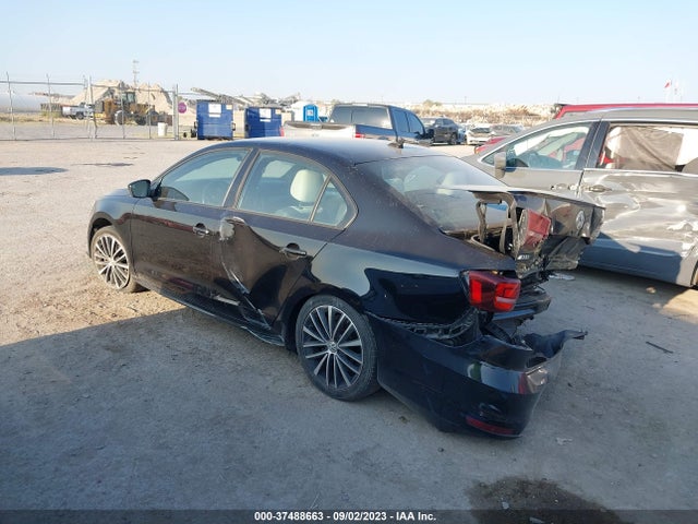3VWD17AJ4GM394976 Volkswagen Jetta Sedan 1.8t Sport