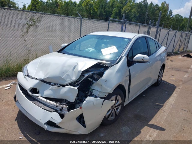 Toyota Prius Four 2016 JTDKARFU8G3006979 Image 2