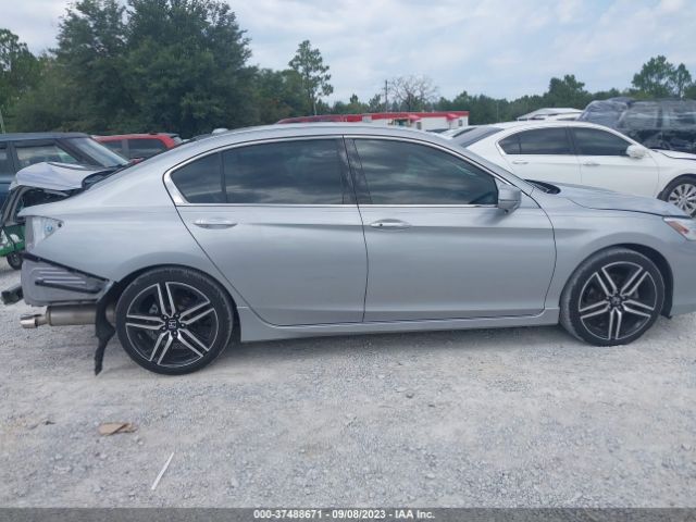 1HGCR3F92HA031266 Honda Accord Sedan Touring