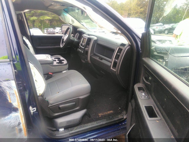1C6RR7FG3KS534425 RAM 1500 Classic Express