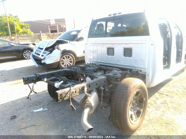 1C6RRFFG4NN283315 RAM 1500 Big Horn