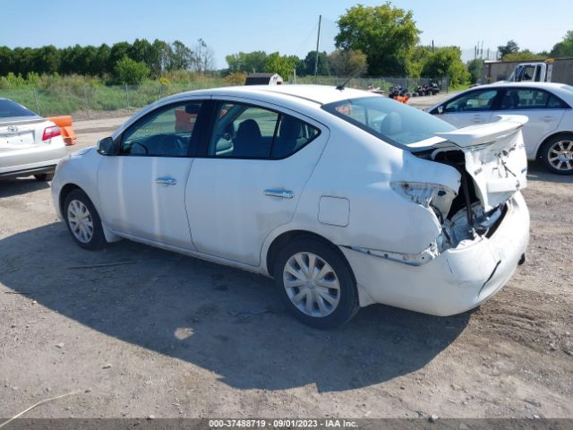 3N1CN7AP4EL810389 Nissan VERSA SV