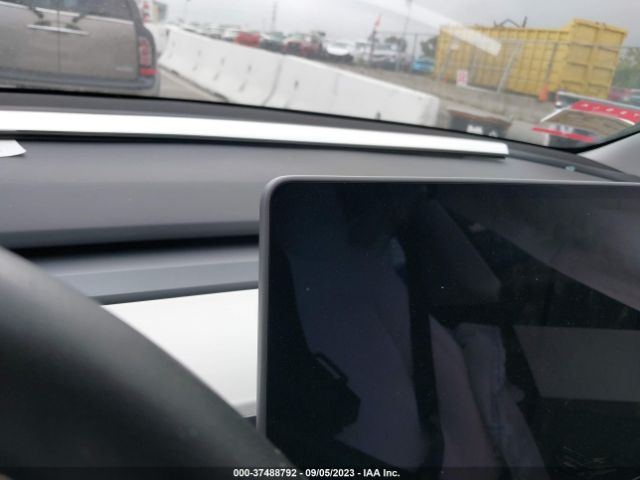 5YJ3E1EB1LF735915 Tesla Model 3 Long Range