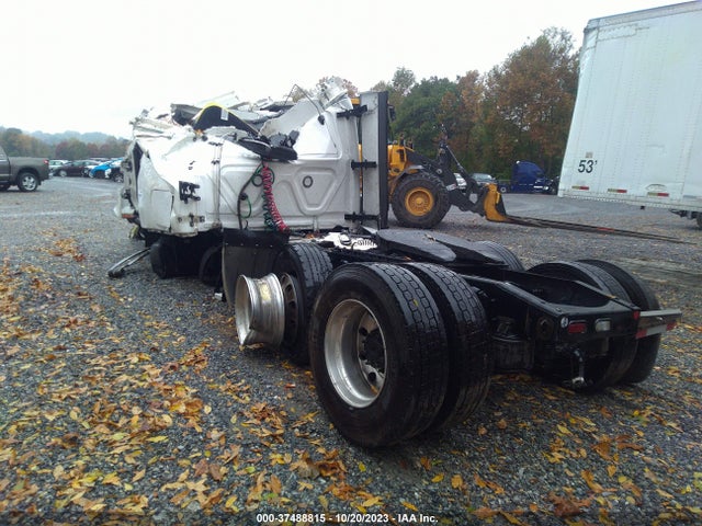 2021 FREIGHTLINER CASCADIA 126 3AKJHHDR6MSMW4108 Photo 2