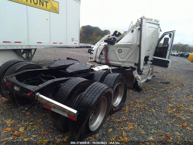 2021 FREIGHTLINER CASCADIA 126 3AKJHHDR6MSMW4108 Photo 3