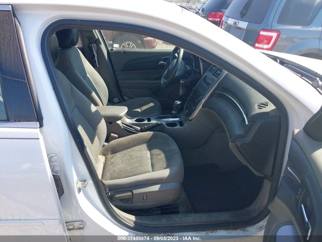 Chevrolet MALIBU LS 2015 1G11B5SL4FF217598 Image 5