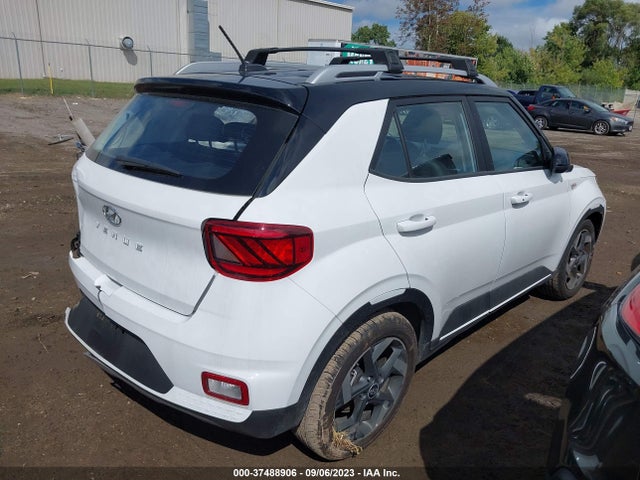 Hyundai Venue Limited 2023 KMHRC8A37PU222958 Image 4