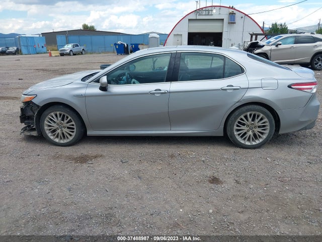 2020 TOYOTA CAMRY HYBRID XLE VIN: 4T1F31AK8LU523072