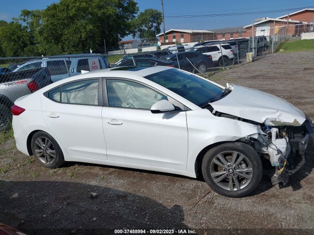 Hyundai Elantra Value Edition 2018 5NPD84LF0JH336916 Image 13