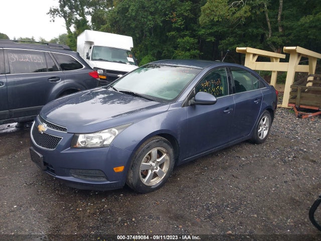 Chevrolet Cruze 1lt 2014 1G1PC5SBXE7206404 Image 2