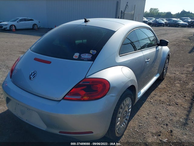 3VWJX7AT0EM607213 Volkswagen Beetle Coupe 2.5l