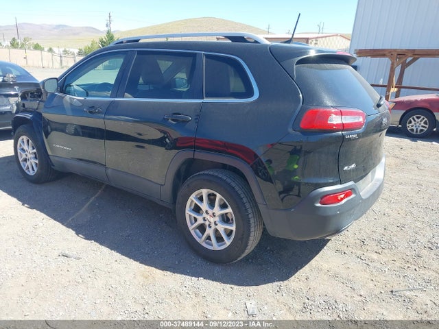 1C4PJMCS8HW563743 Jeep Cherokee Latitude