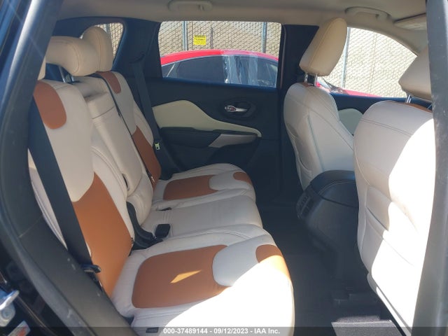 1C4PJMCS8HW563743 Jeep Cherokee Latitude