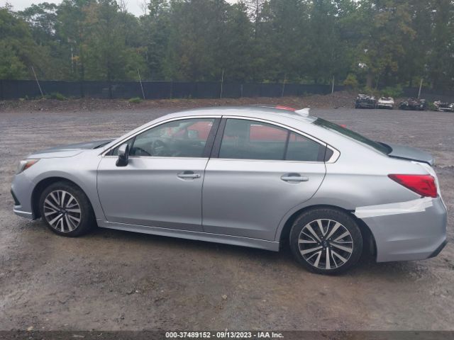 4S3BNAF61J3037487 Subaru Legacy Premium
