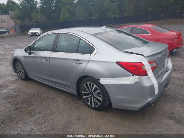 4S3BNAF61J3037487 Subaru Legacy Premium