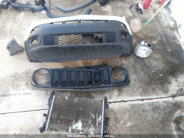 ZACCJABB8JPH62003 Jeep Renegade Altitude