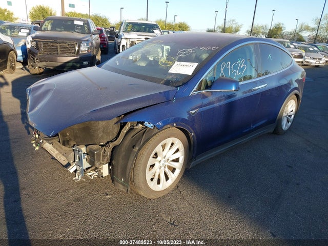 Tesla Model X Long Range 2020 5YJXCAE23LF285868 Image 2