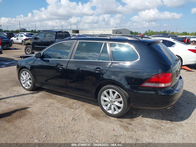 2013 VOLKSWAGEN JETTA SPORTWAGEN TDI W/SUNROOF VIN: 3VWPL7AJ3DM675458