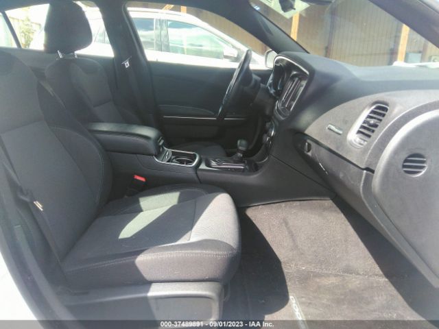 2C3CDXBG6FH917165 Dodge Charger Se