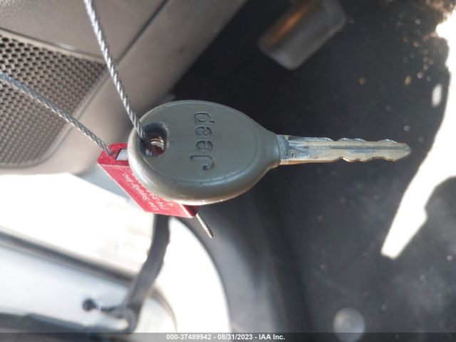 1C4BJWDG1GL317262 Jeep Wrangler Unlimited Sport