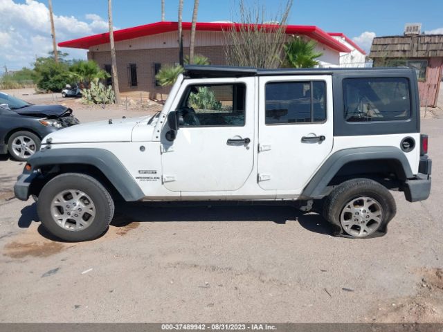 1C4BJWDG1GL317262 Jeep Wrangler Unlimited Sport