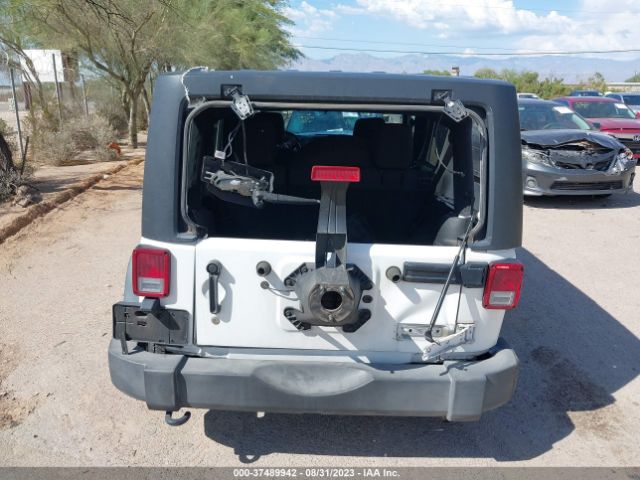 1C4BJWDG1GL317262 Jeep Wrangler Unlimited Sport