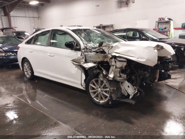 Hyundai SONATA SE 2018 5NPE24AF0JH602282 Image 1