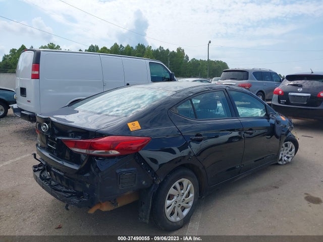 2018 HYUNDAI ELANTRA SE VIN: 5NPD74LF2JH313625