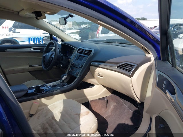 1FA6P0H79E5389129 Ford FUSION SE