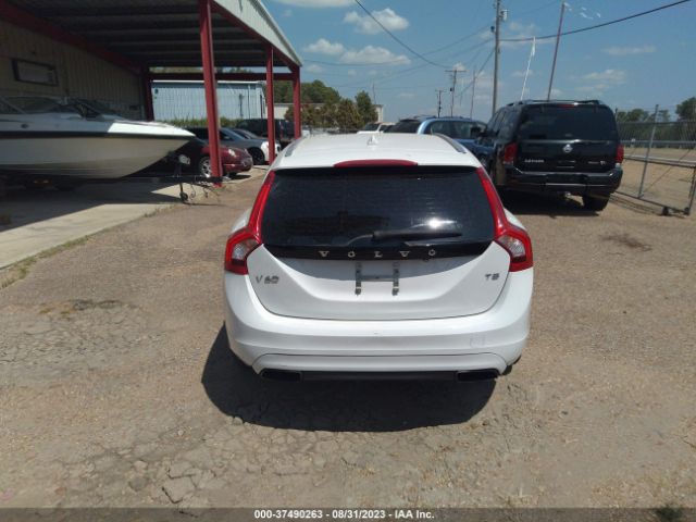 YV140MED1F1213749 Volvo V60 T5 Drive-e Platinum