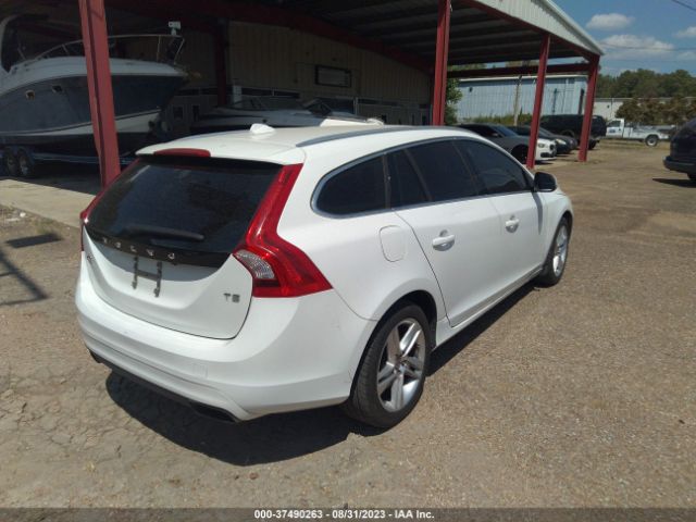 YV140MED1F1213749 Volvo V60 T5 Drive-e Platinum