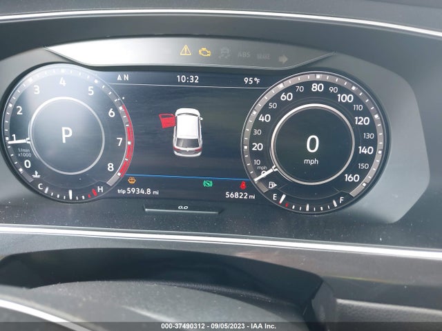 3VV5B7AXXJM214286 Volkswagen Tiguan Sel Premium