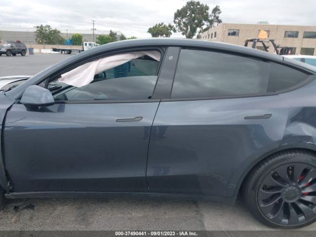 5YJYGDEF5MF098727 Tesla Model Y Performance