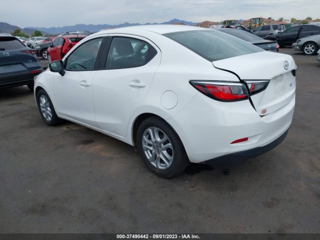 3MYDLBZV4GY135714 Scion IA