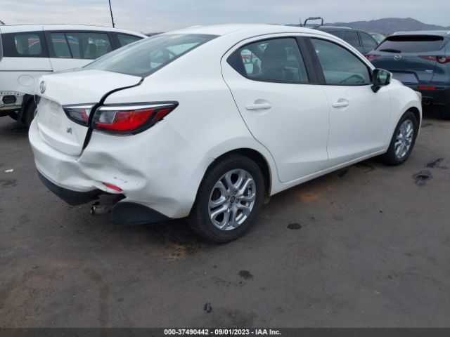 3MYDLBZV4GY135714 Scion IA