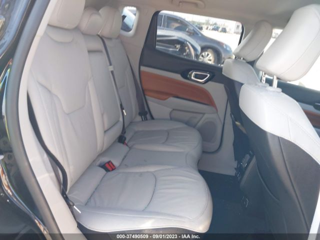 3C4NJDCB7NT126809 Jeep Compass Limited