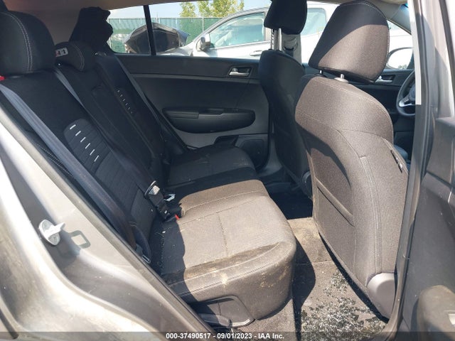 2018 KIA SPORTAGE LX VIN: KNDPMCAC3J7447637