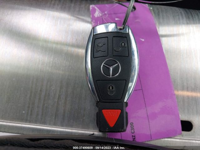 55SWF4KB8FU033061 Mercedes-Benz C-class C 300